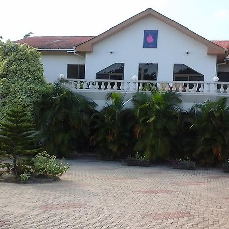 Eden Lodge Cape Coast Ngoại thất bức ảnh