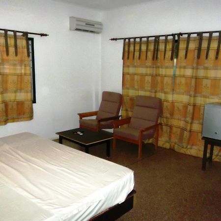 Eden Lodge Cape Coast Ngoại thất bức ảnh