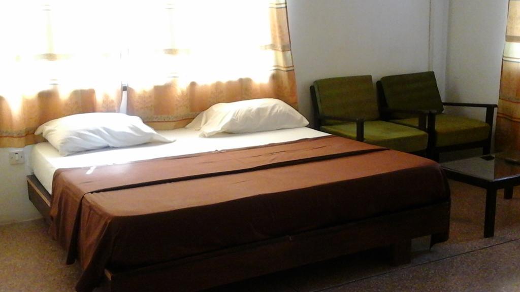 Eden Lodge Cape Coast Ngoại thất bức ảnh