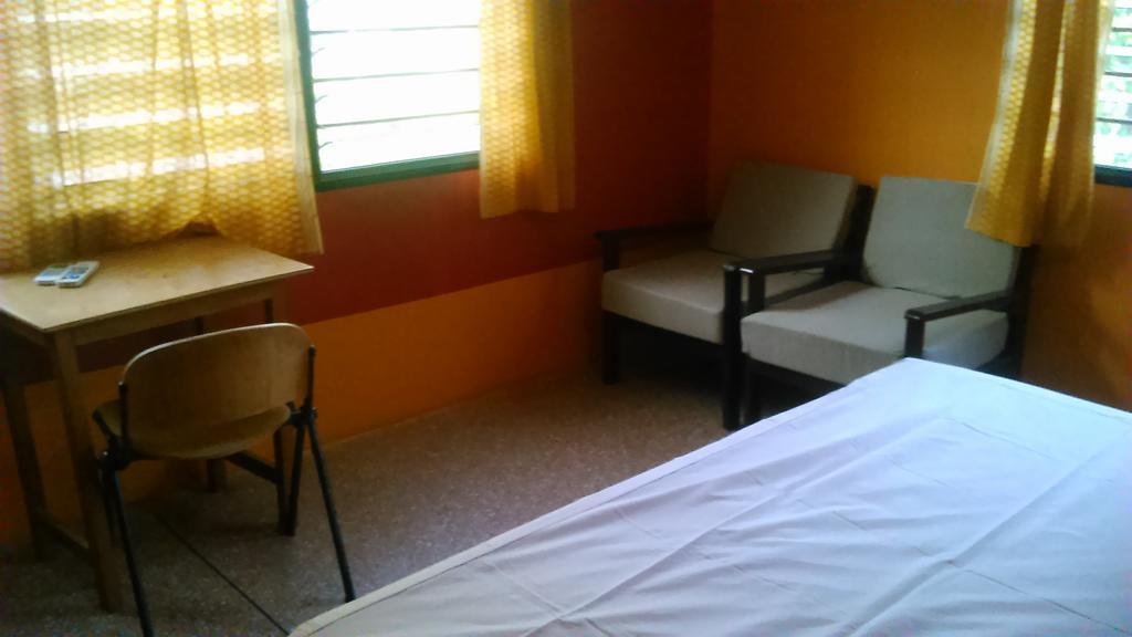Eden Lodge Cape Coast Ngoại thất bức ảnh