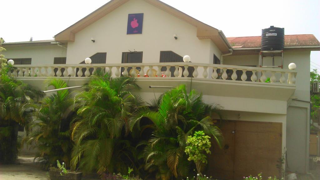 Eden Lodge Cape Coast Ngoại thất bức ảnh