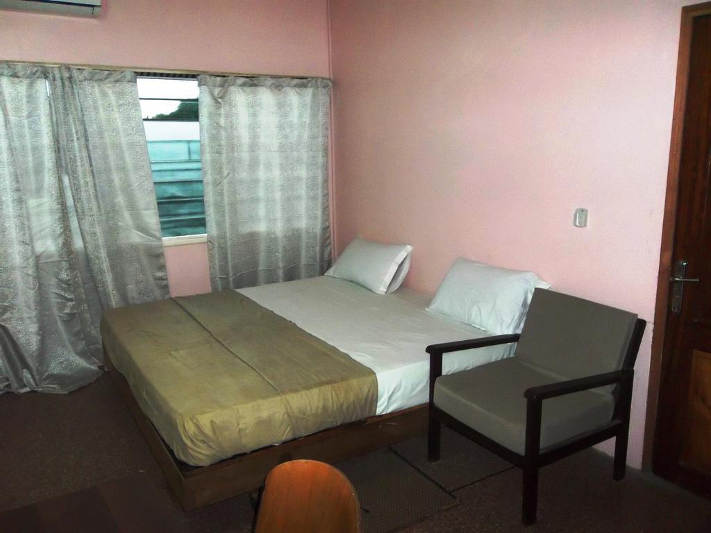 Eden Lodge Cape Coast Ngoại thất bức ảnh