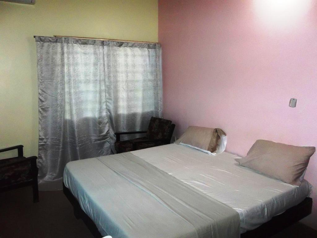 Eden Lodge Cape Coast Ngoại thất bức ảnh